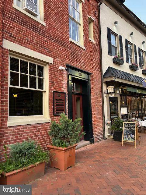 68 State Circle - Photo 1