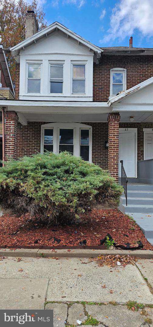 43 Laurel Avenue - Photo 1