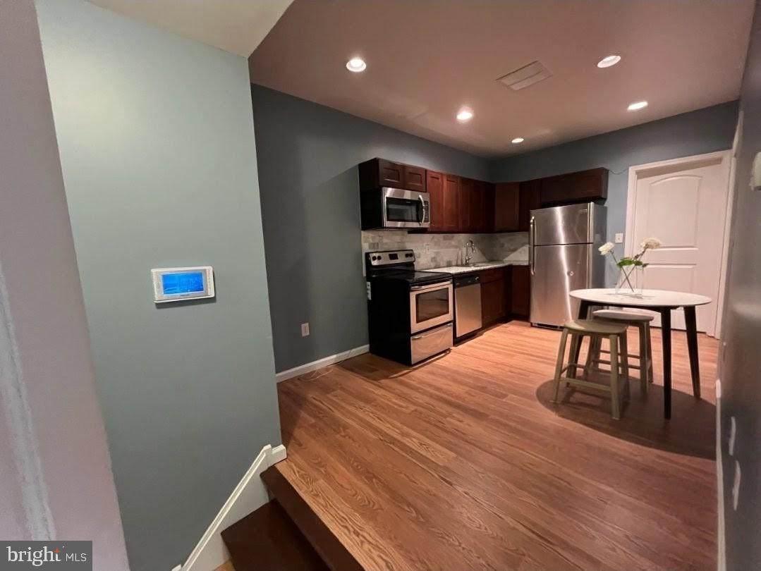 2334 Carlisle Street - Photo 1