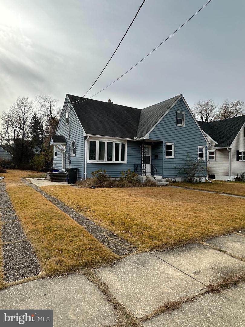 365 Hendrickson Avenue - Photo 1