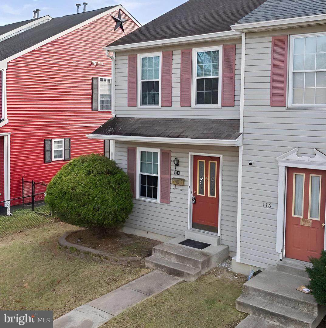 114 Gloucester Avenue - Photo 1