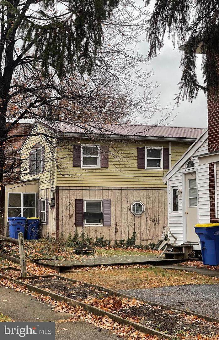 425 Rear Seventh Street - Photo 1