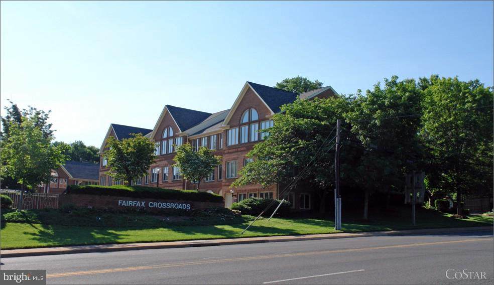 3611 Chain Bridge Road - Photo 1