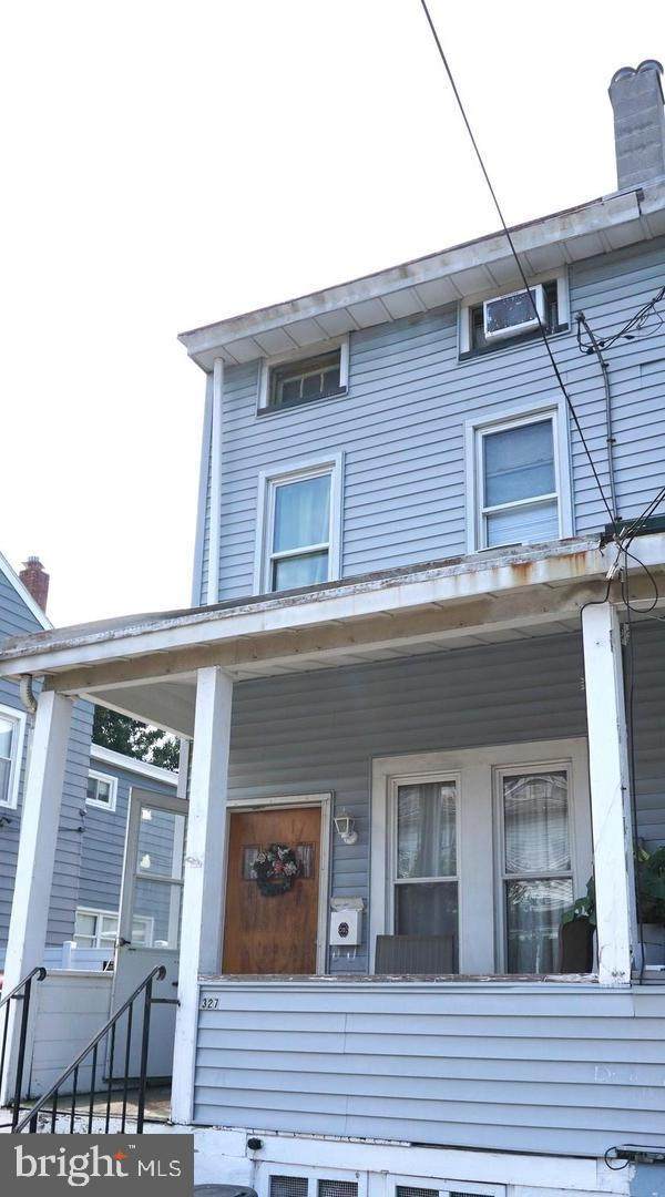 327 Woodland Street - Photo 1