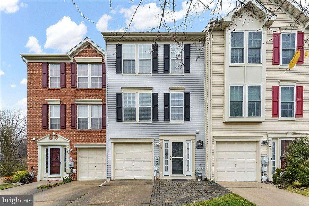 103 Carriage Way - Photo 1