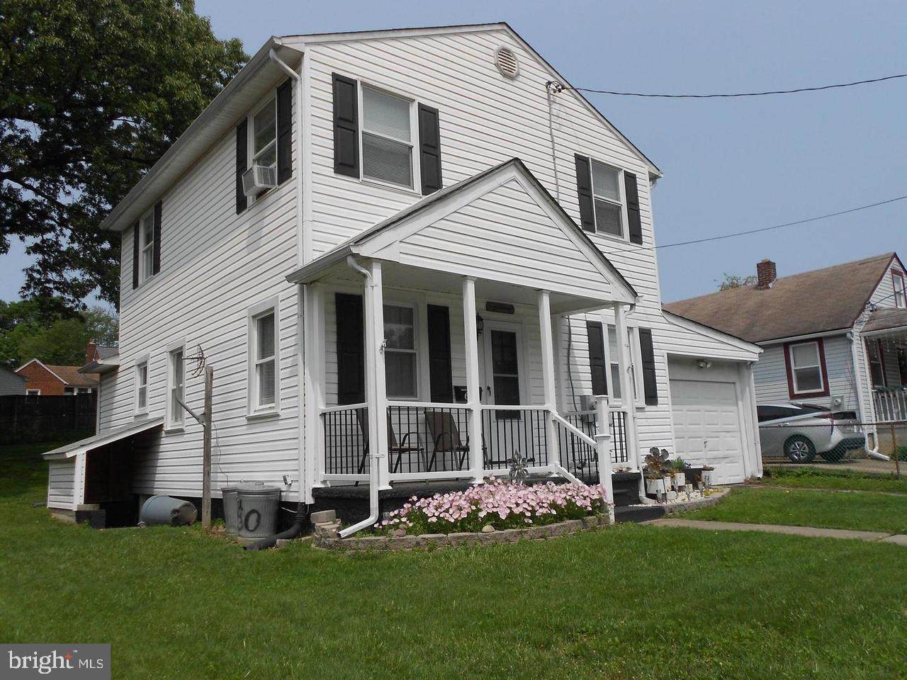 610 Stuart Street - Photo 1