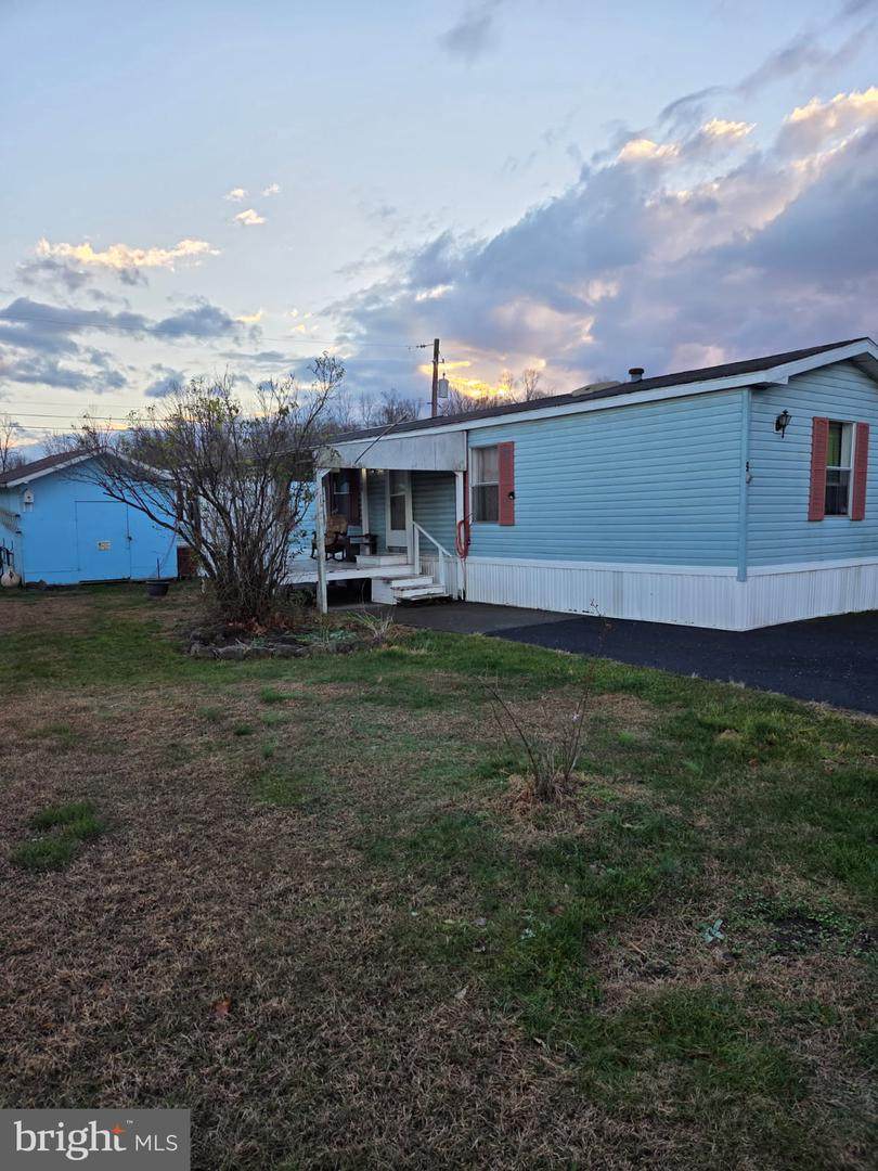 9 Kyra Boulevard - Photo 1