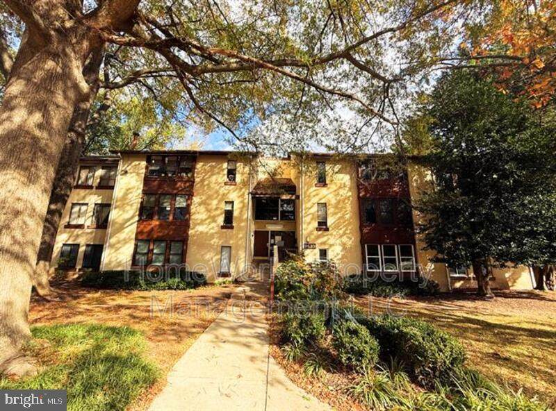 9633 Whiteacre Road - Photo 1