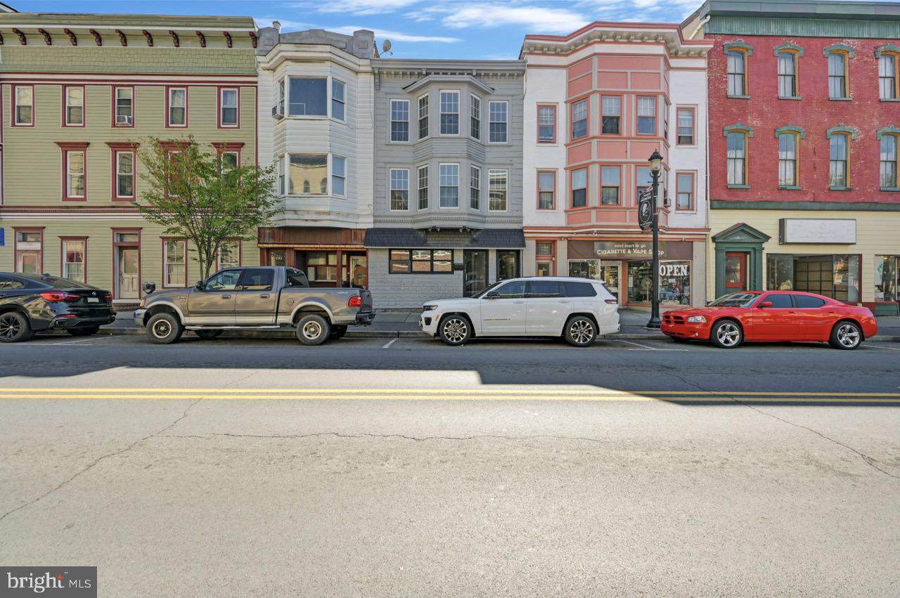 128A Broad Street - Photo 1