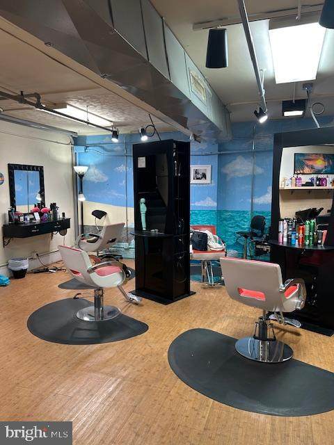 810 Caroline Street - Photo 1