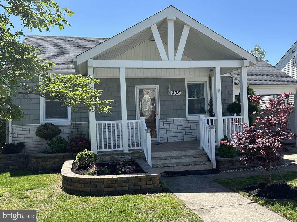 308 Pinewood Road - Photo 1