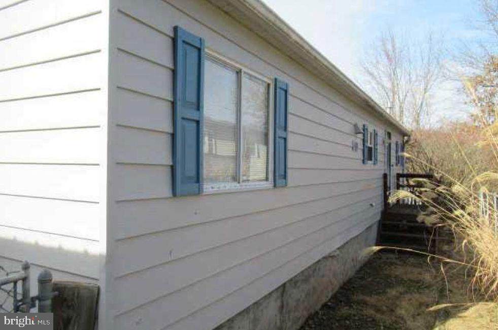 2524 Blacks Lane - Photo 1