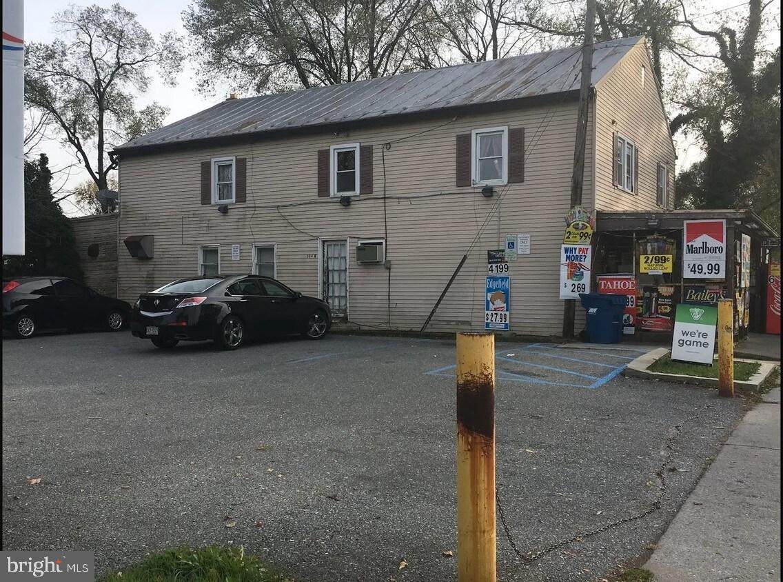 304 Buckmarsh Street - Photo 1