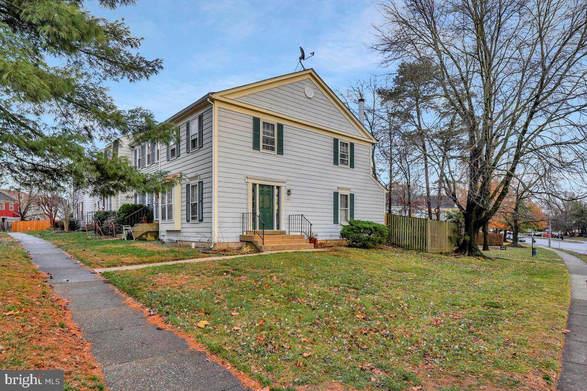 7865 Parthian Court - Photo 1