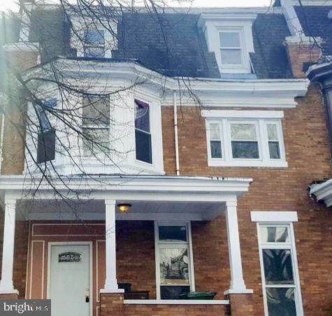 805 Brooks Lane - Photo 1