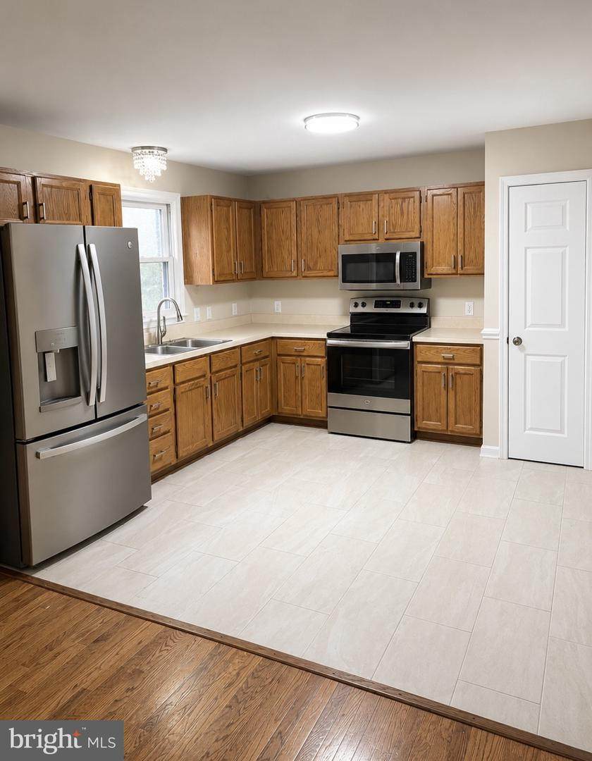 https://bt-photos.global.ssl.fastly.net/brightmls/orig_boomver_1_804345190480-2.jpg