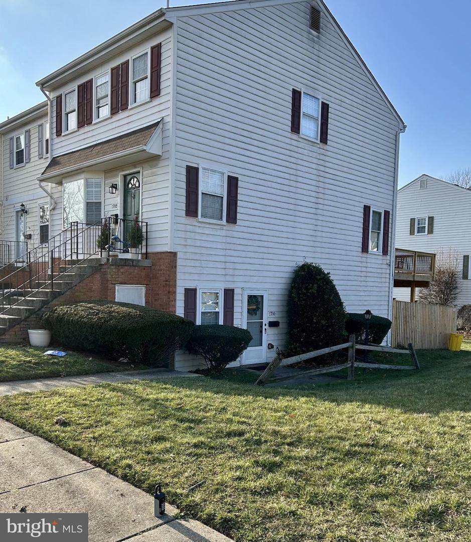 1700 Copley Court - Photo 1