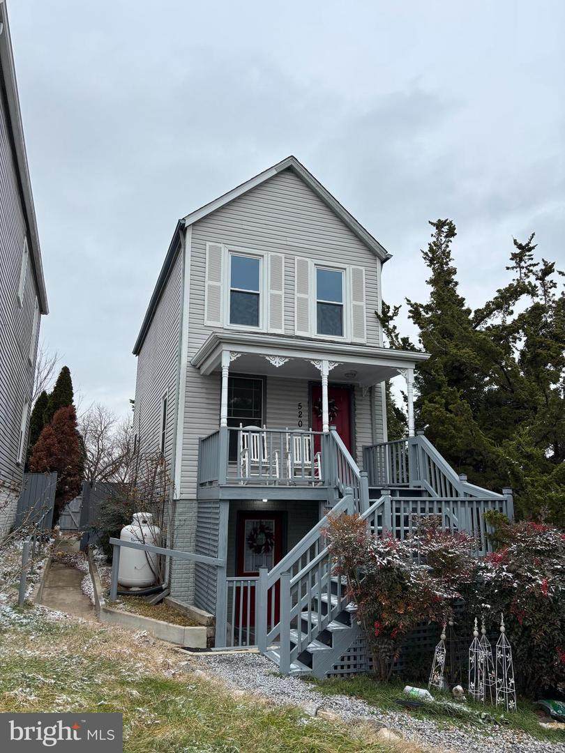 520 Liberty Street - Photo 1