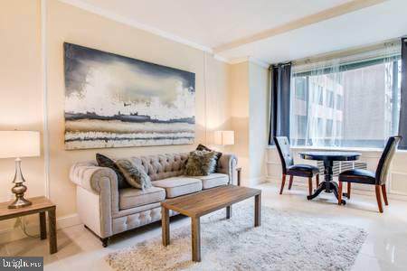 1021 Arlington Boulevard - Photo 1