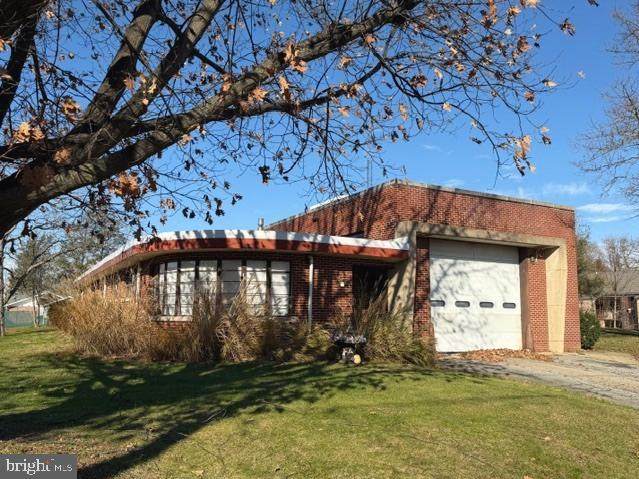 843 Fremont Street - Photo 1