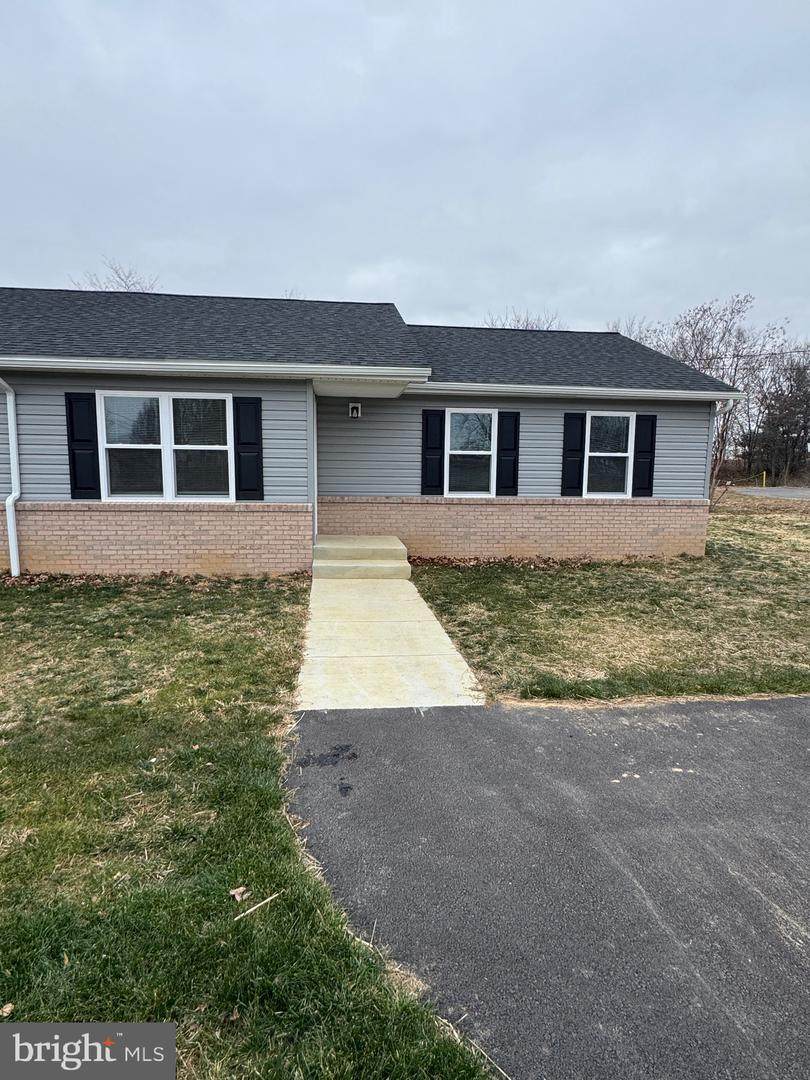 127 Longstreet Ave - Photo 1