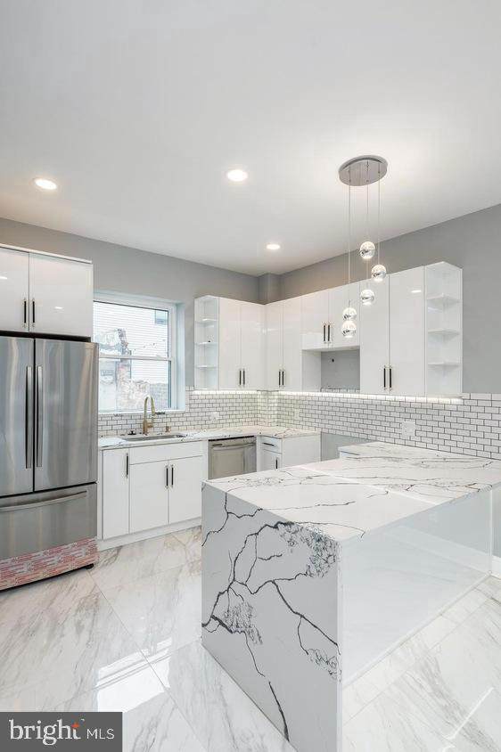 2209 Dreer Street - Photo 1