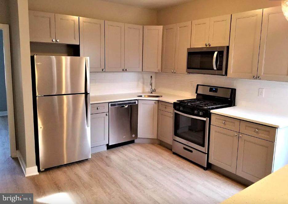 2142 Broad Street - Photo 1