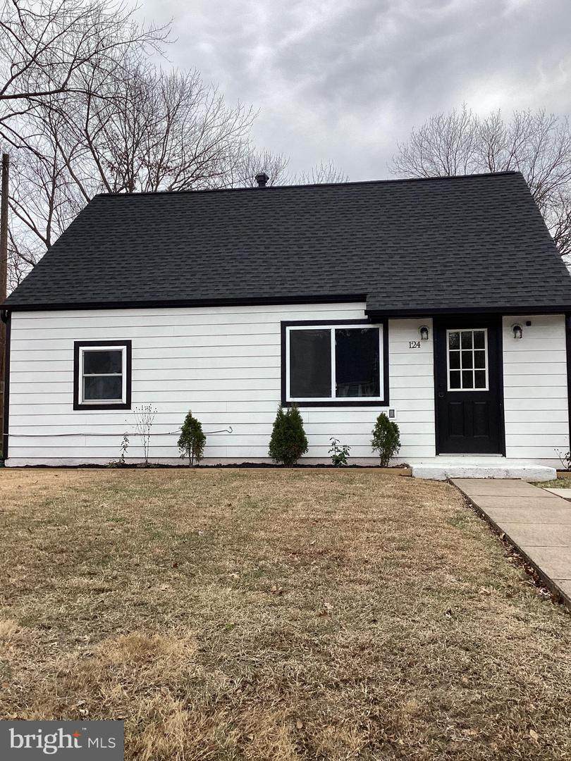 124 Baker Street - Photo 1