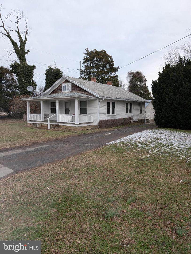 546 6TH Street - Photo 1