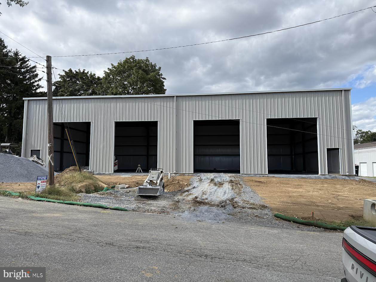 119 7TH Street - Photo 1