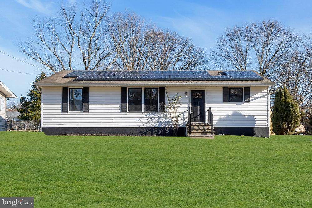 77 Coral Avenue - Photo 1