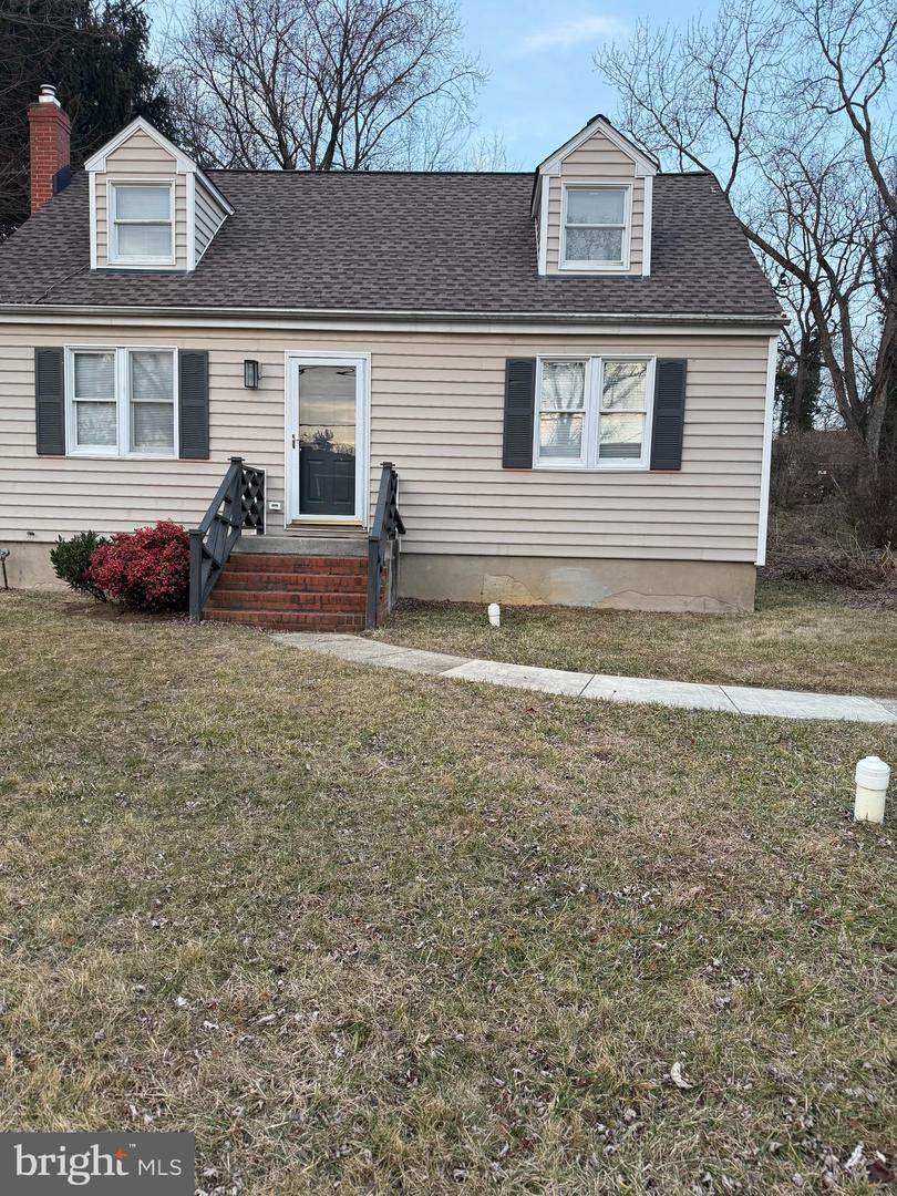 212 Lincoln Avenue - Photo 1