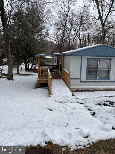 8 Sandybrook Dr - Photo 1