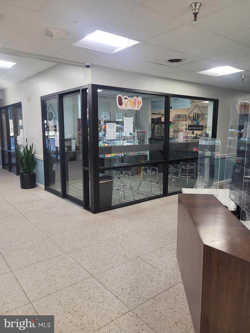 200 Hospital Dr - Photo 1