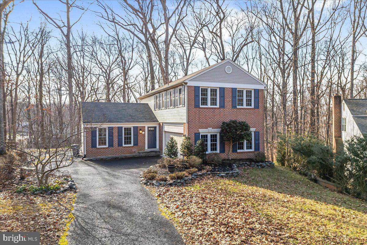 7 Fallswood Court - Photo 1