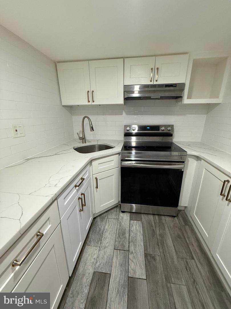 1224 Carlton Street - Photo 1
