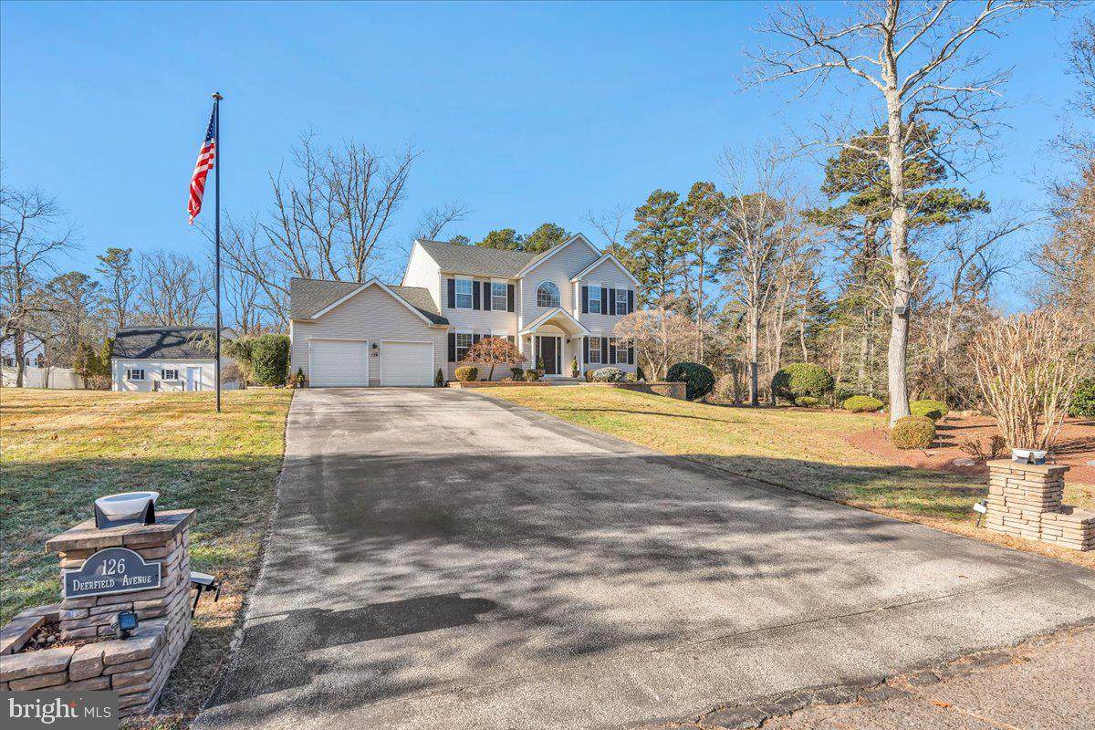 126 Deerfield Avenue - Photo 1