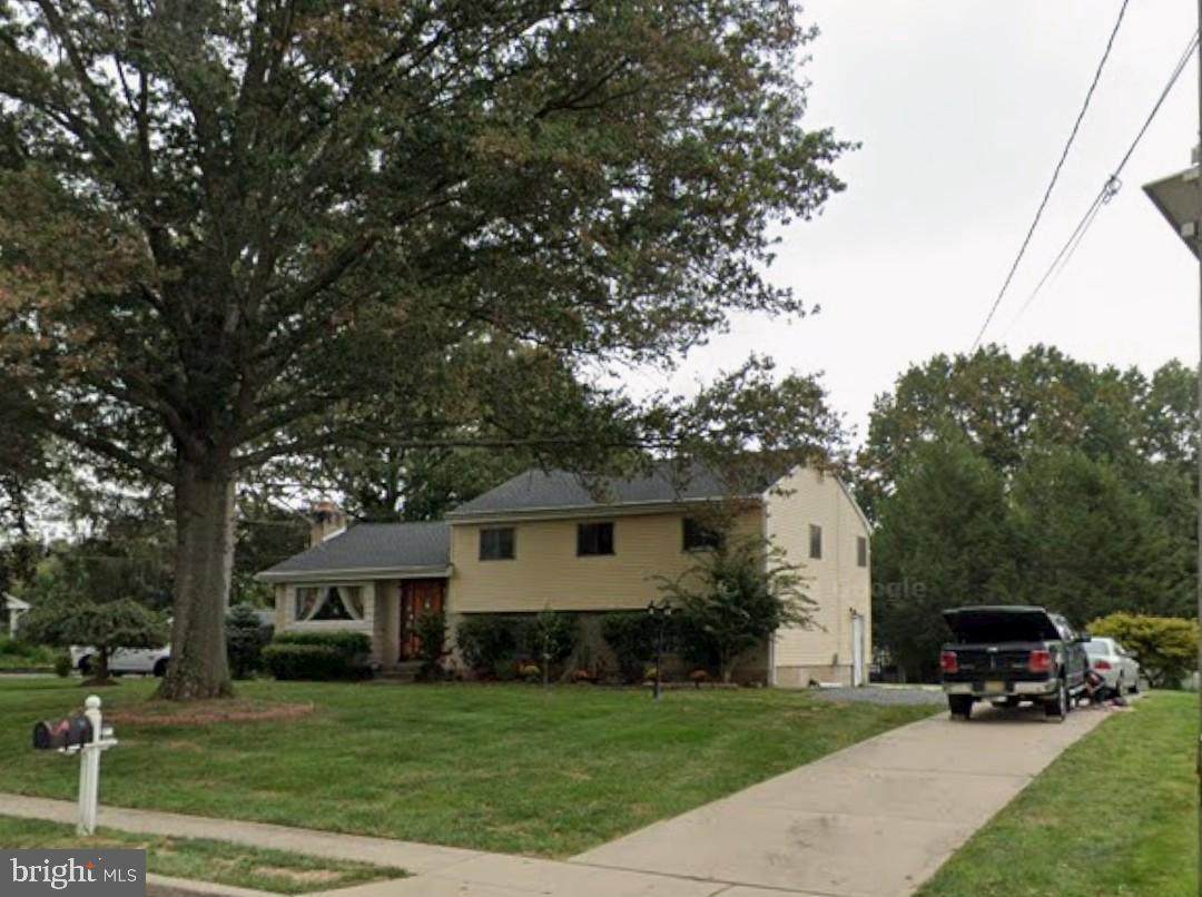 89 Upper Ferry Road - Photo 1