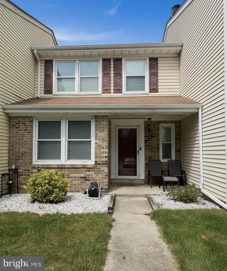 8 Meadow Place - Photo 1