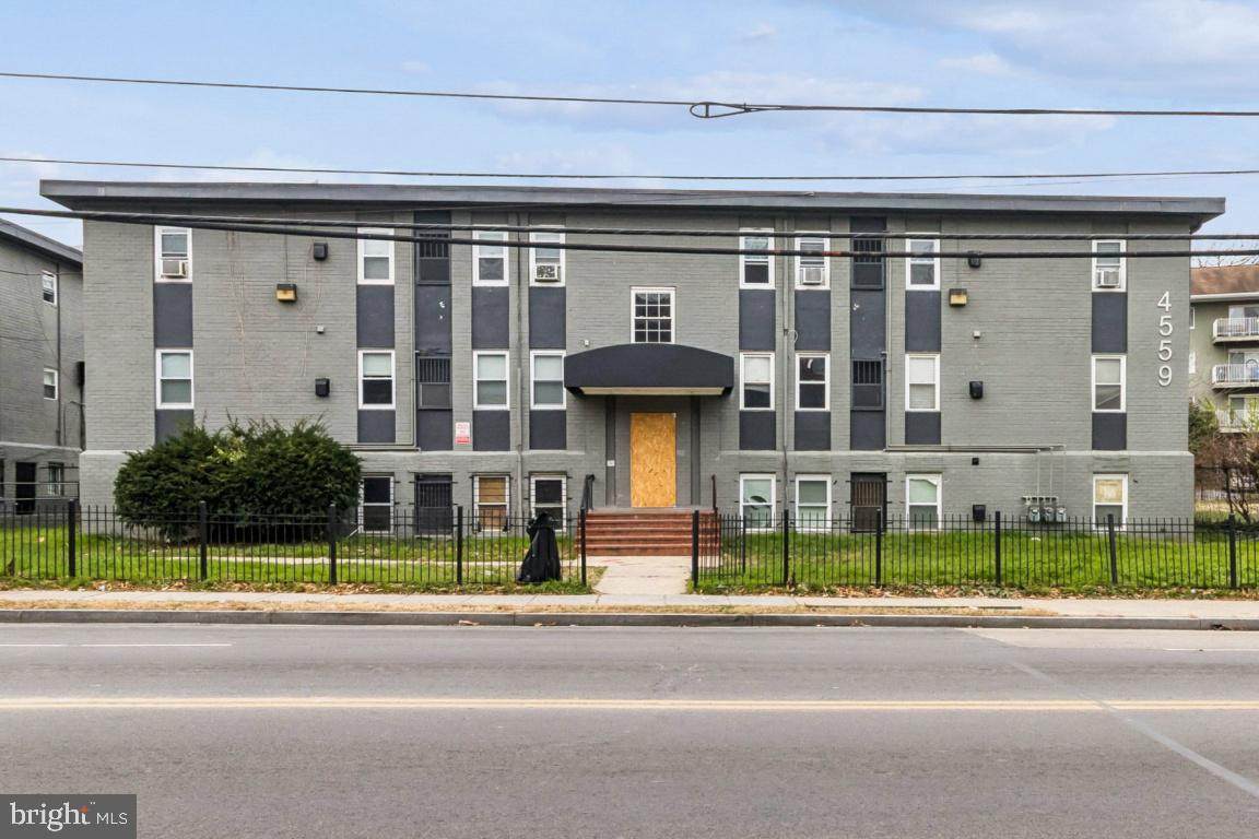4559-4569 Benning Road - Photo 1