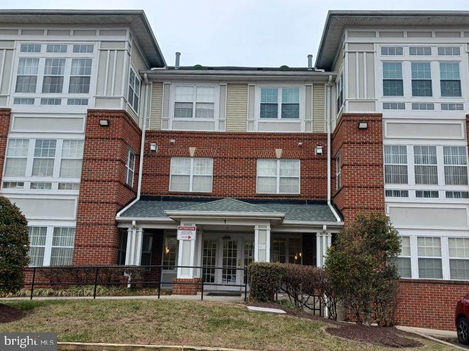 1 Cameron Grove Boulevard - Photo 1