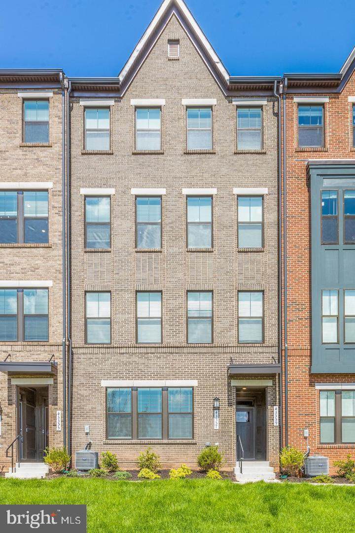 43357 Radford Divide Terrace - Photo 1