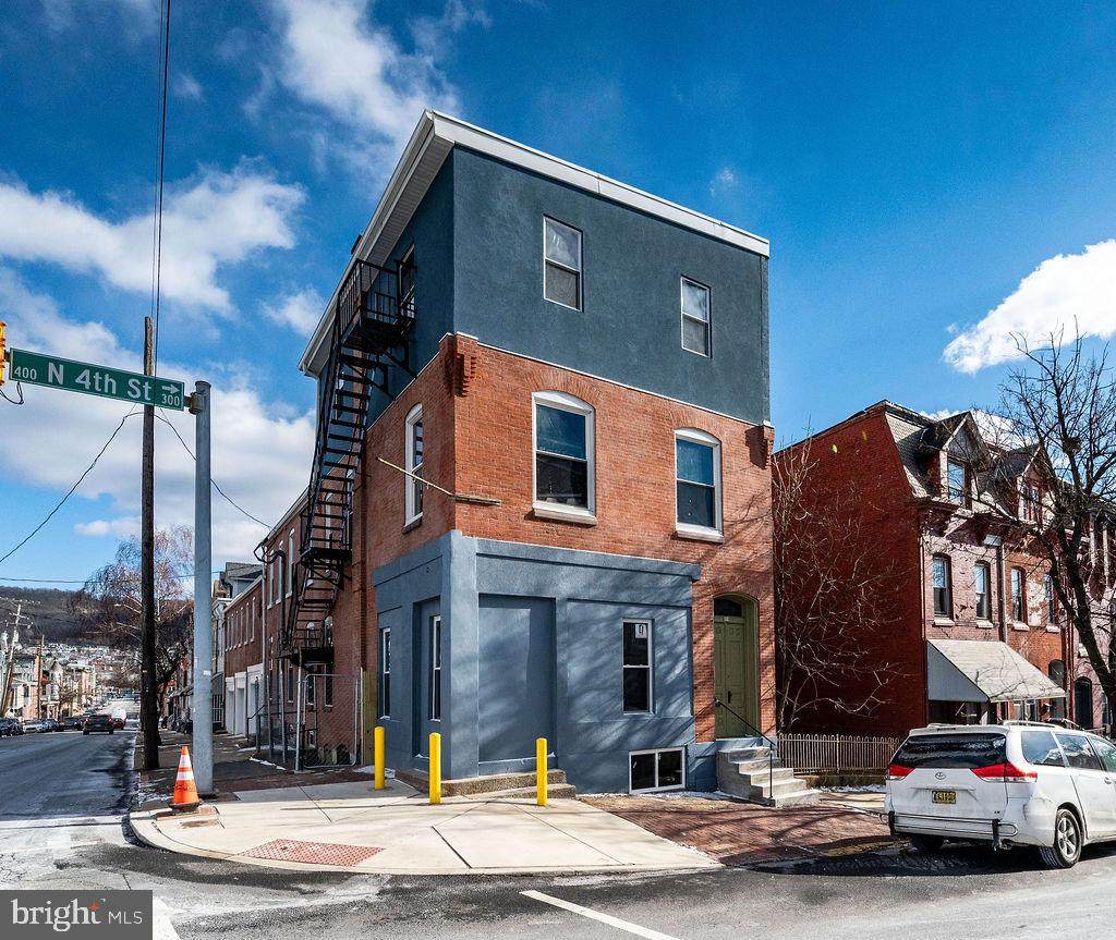 353 4TH Street - Photo 1