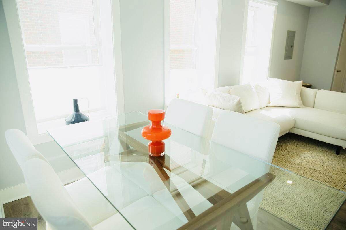 1340 Nicholson Street - Photo 1