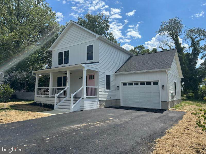 512 Livingstone Street - Photo 1