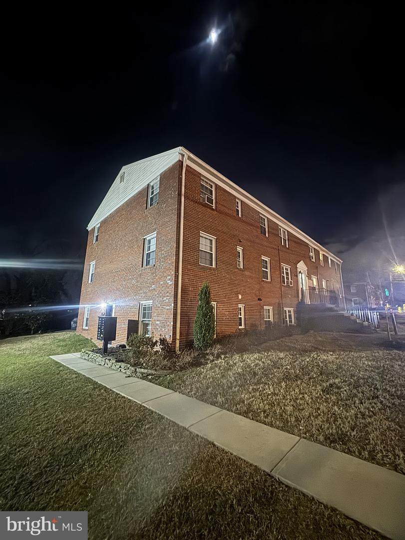 129 Courthouse Road - Photo 1