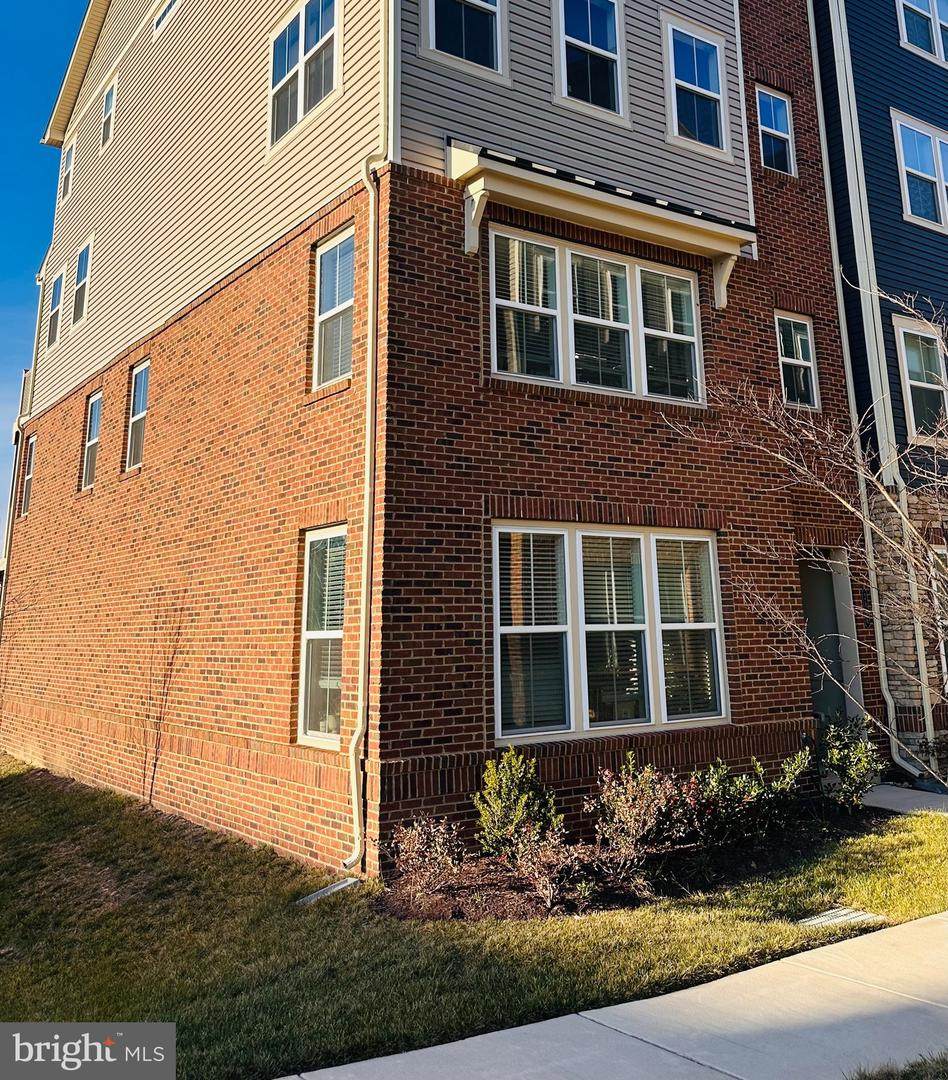 2854 Brewers Crossing Way - Photo 1