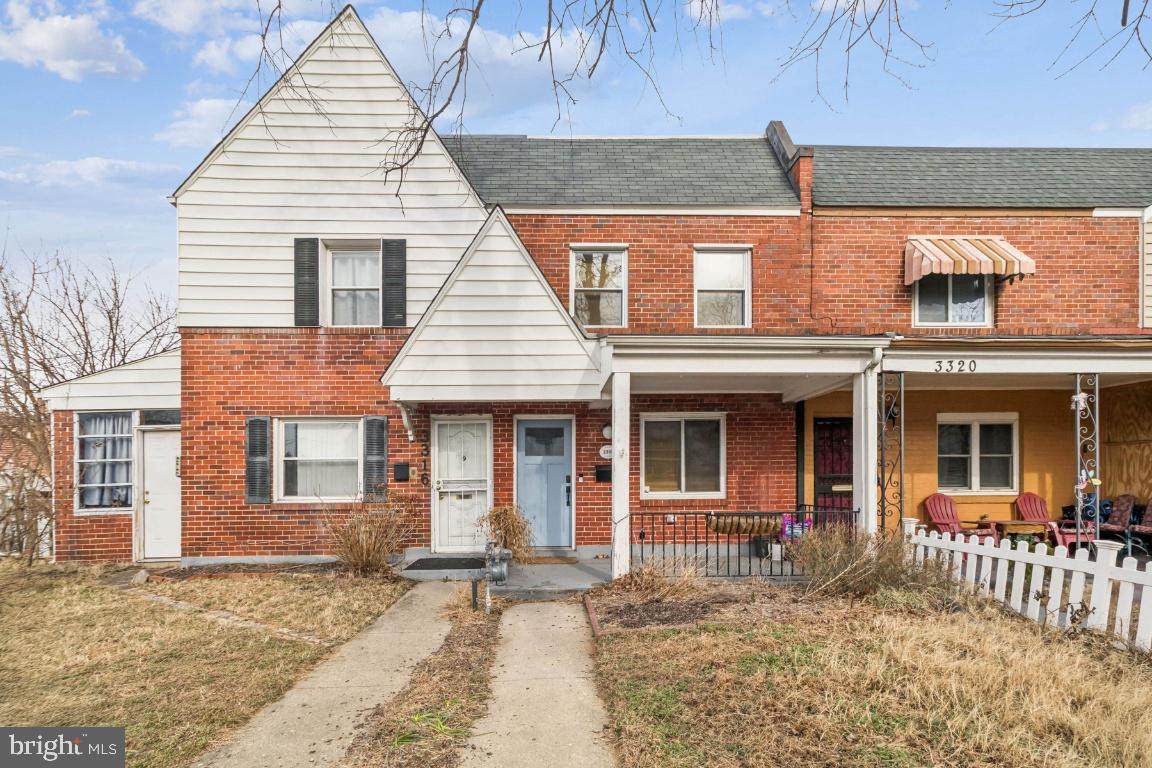 3318 Blaine Street - Photo 1