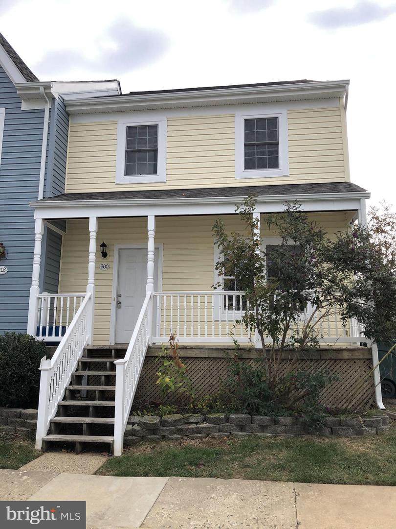 200 Surry Lane - Photo 1