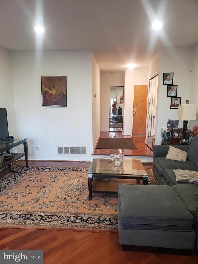 301 Byberry Road - Photo 1